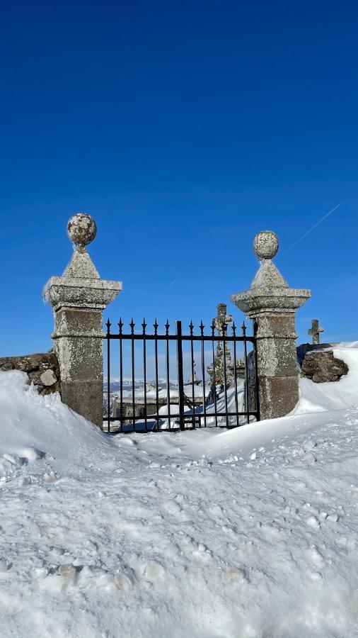 Auberge Du Cezallier Otel Montgreleix Dış mekan fotoğraf