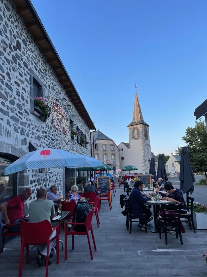 Auberge Du Cezallier Otel Montgreleix Dış mekan fotoğraf